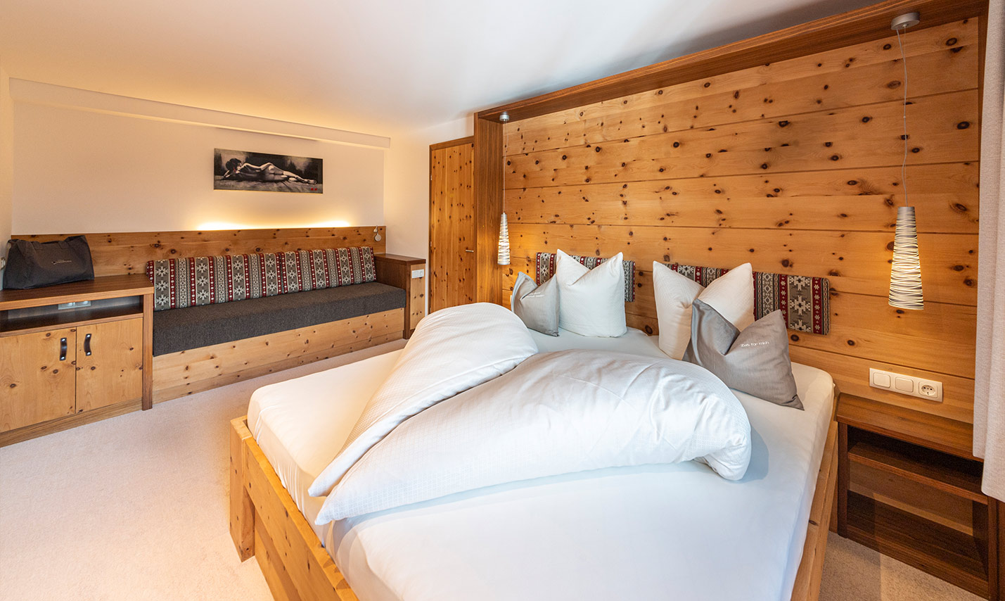 Foto: Schlafzimmer im Appartement Haus in Serfaus Fiss Ladis Tirol der Ferienwohnung 3 im Familienurlaub.