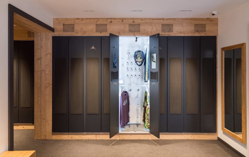 Foto: Spinds im Radraum vom Appartement Haus in Tirol in der Ferienwohnung Serfaus Fiss Ladis verwenden.