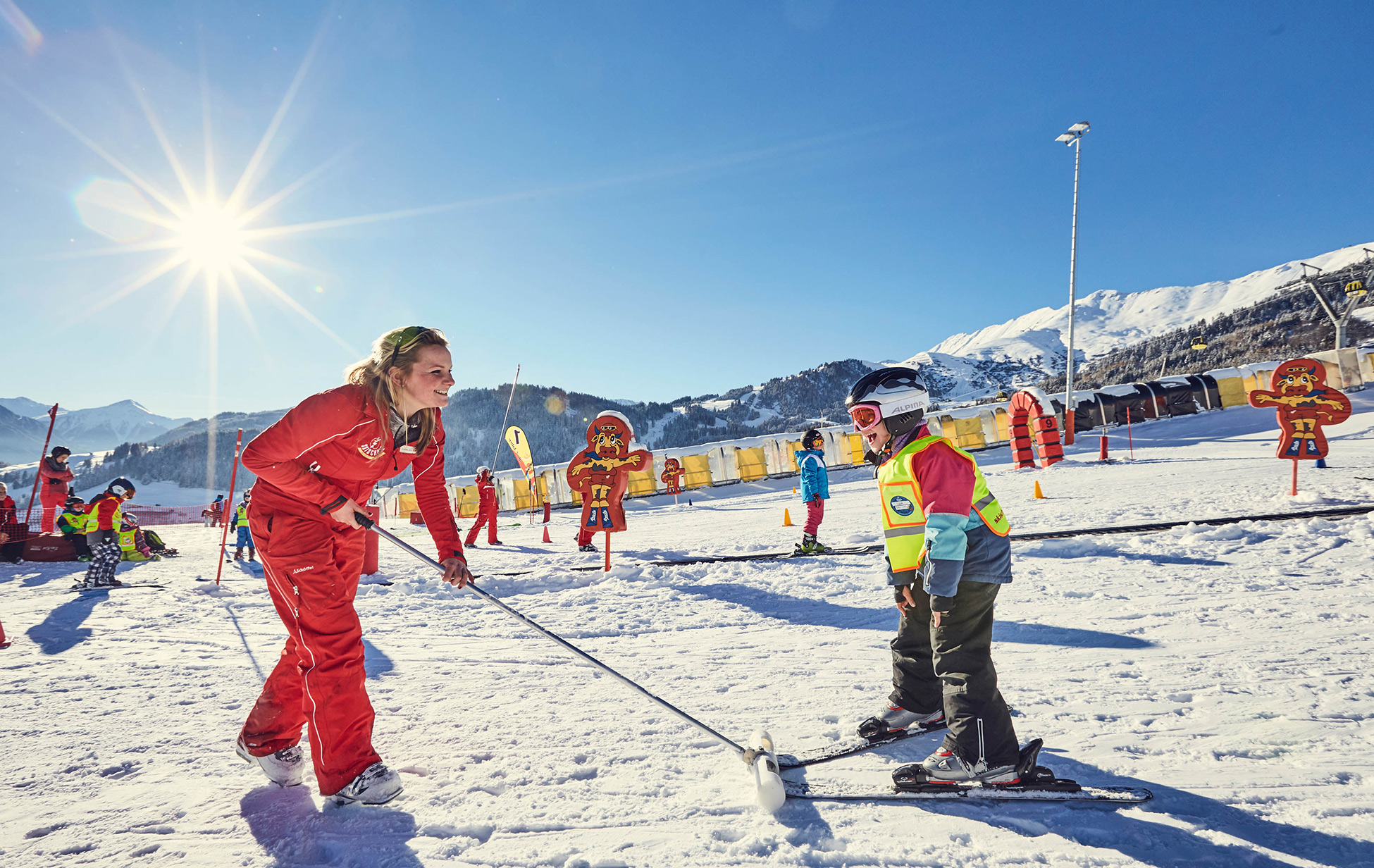 Foto: Kind beim Skikurs bei der Ferienwohnung vom Appartement Haus Serfaus Fiss Ladis Tirol im Familienurlaub.